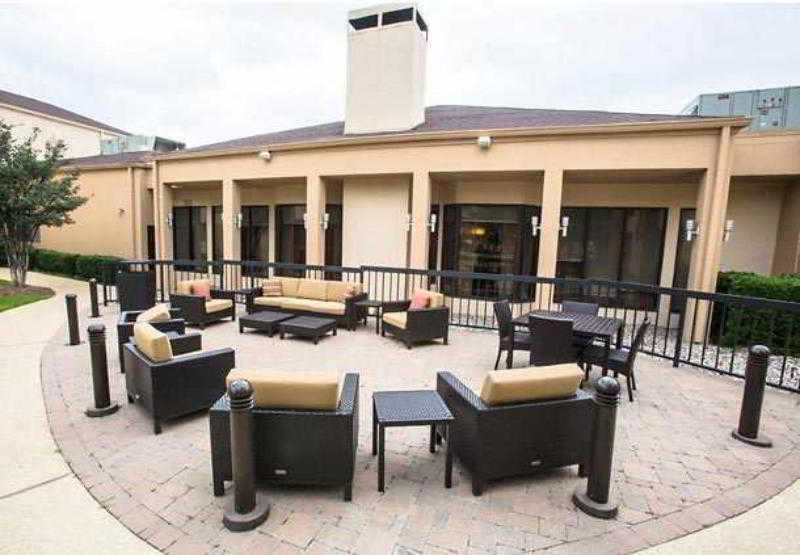 Courtyard By Marriott Dallas Arlington Entertainment District Luaran gambar