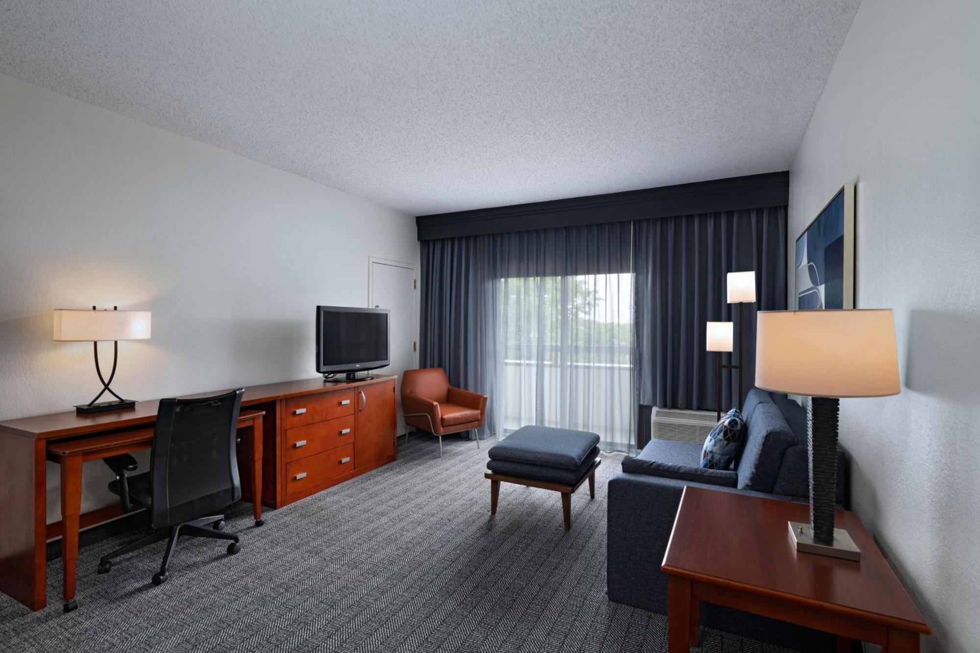 Courtyard By Marriott Dallas Arlington Entertainment District Luaran gambar