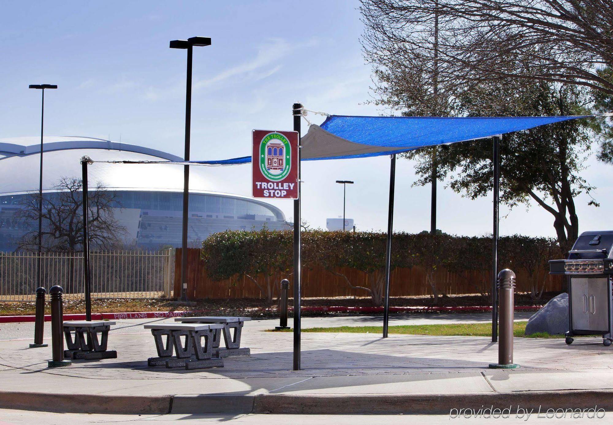 Courtyard By Marriott Dallas Arlington Entertainment District Luaran gambar