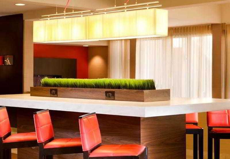 Courtyard By Marriott Dallas Arlington Entertainment District Luaran gambar