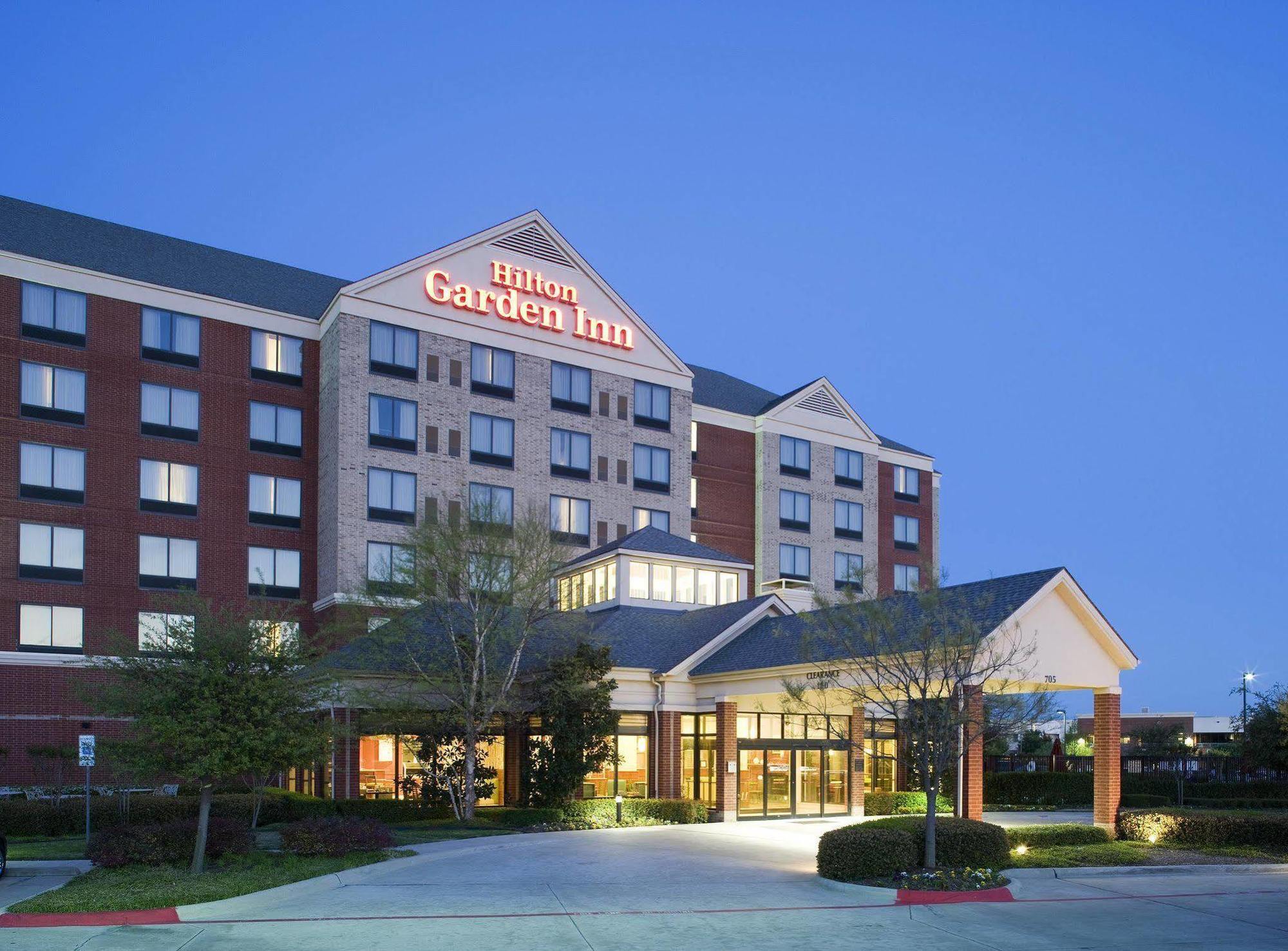 Courtyard By Marriott Dallas Arlington Entertainment District Luaran gambar